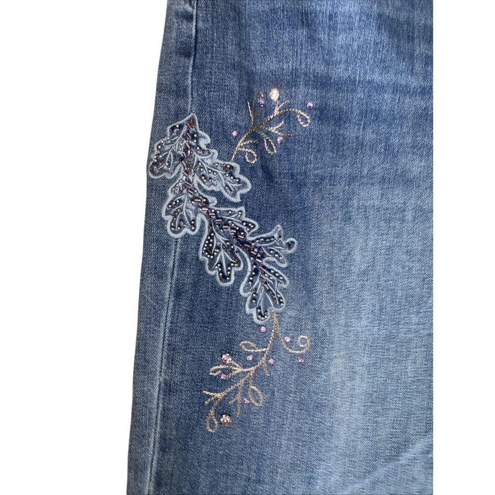 Embellished Embroidered Chico’s NWT Women’s Jeans Wide Leg Size 4R / US 20R - Picture 4 of 13